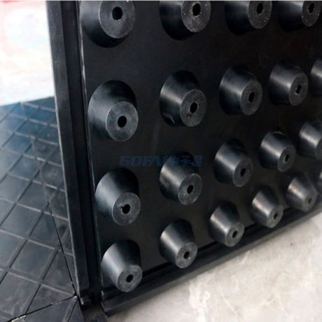 Vibrations- und Schallisolierung aus Gummi 50 mm x 500 mm x 500 mm